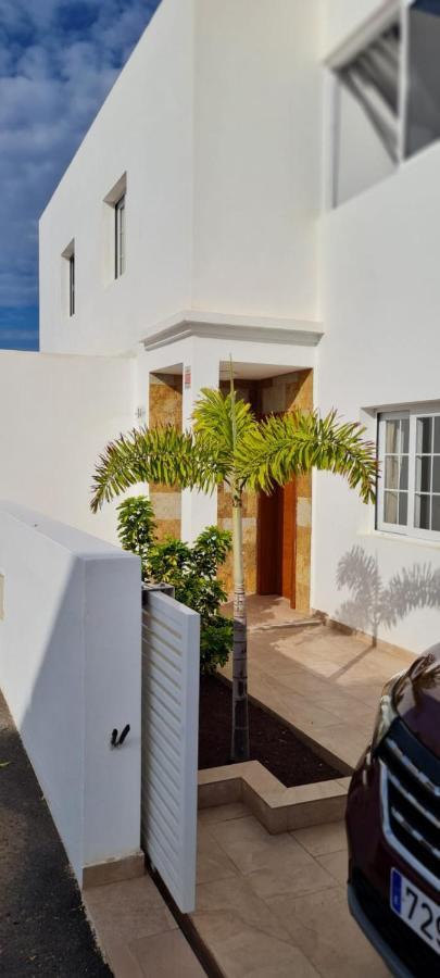 Villa Pousadoiro Playa Blanca  Zewnętrze zdjęcie