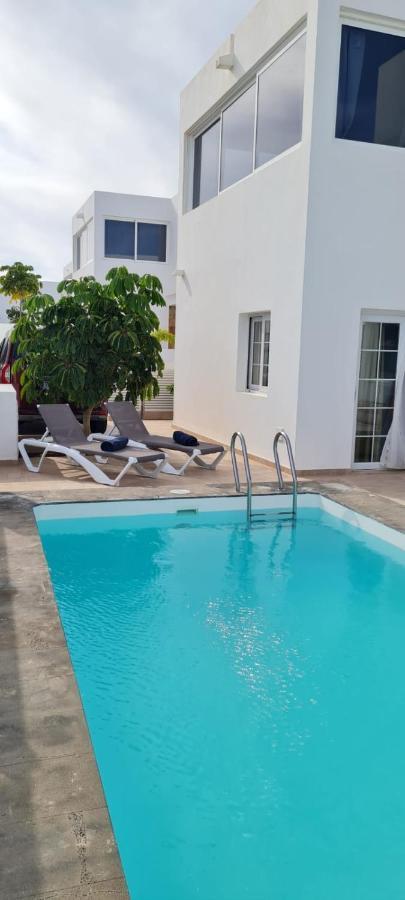 Villa Pousadoiro Playa Blanca  Zewnętrze zdjęcie